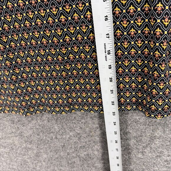 Liz Claiborne Blouse Women XS Black Geometric V-Neck Cold Shoulder Short Sleeve - Picture 7 of 8